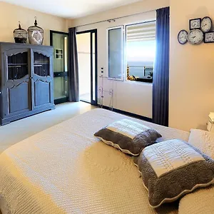 https://poggio-dei-gorleri.hotelitalianriviera.com